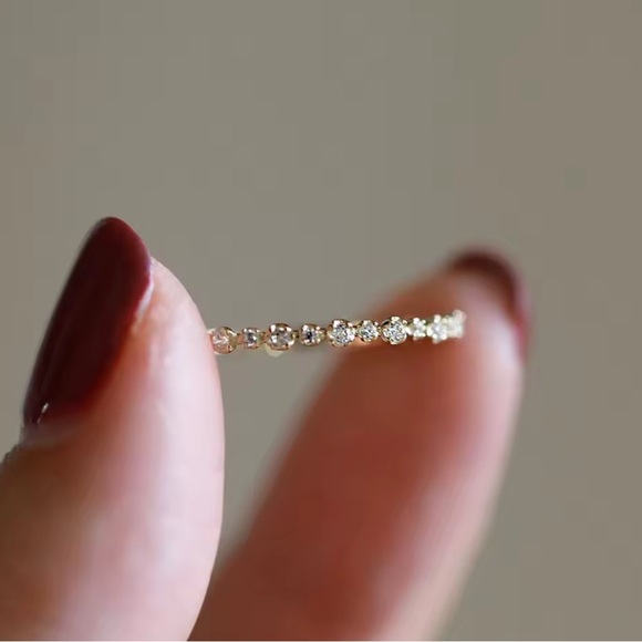 Elegant Gold and Silver Sterling Ring! - Picture 6 of 6